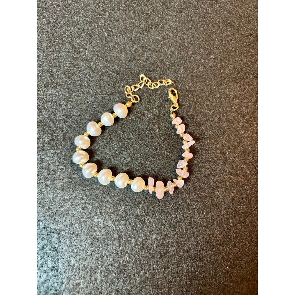 Handmade Freshwater Pearl and Rose Quartz Chip Gold Tone Beaded Bracelet